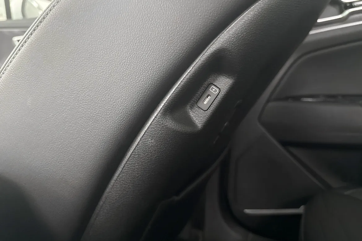 picture of a car