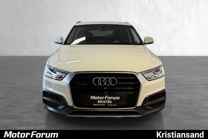 Bilde 3 av Audi Q3 2,0TDI Quattro/ S Line/ H.feste/ Cruise/ P.sens/ +++
