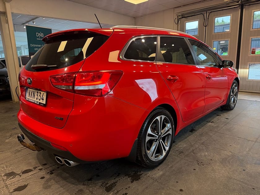 Bild 4 av Kia cee'd_sw 1.6 CRDi GT-Line Drag Gps B-kamera M-värmare