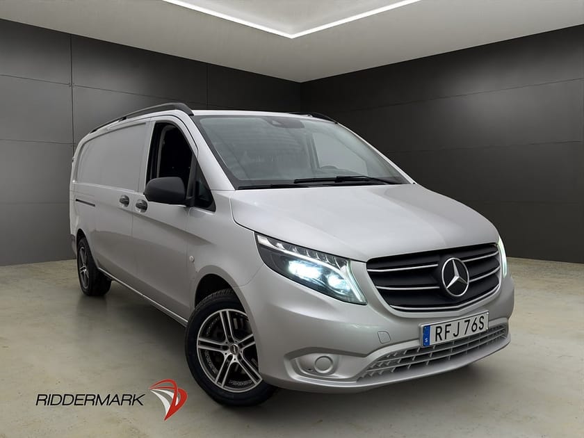 Bild 1 av Mercedes-Benz Vito 116 CDI 4x4 3.2t X-Lång Värm Drag B-Kamera Moms