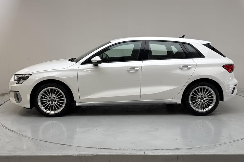 Bild 2 av Audi A3 Sportback 35 TFSI 150hk Proline Adv Cockpit