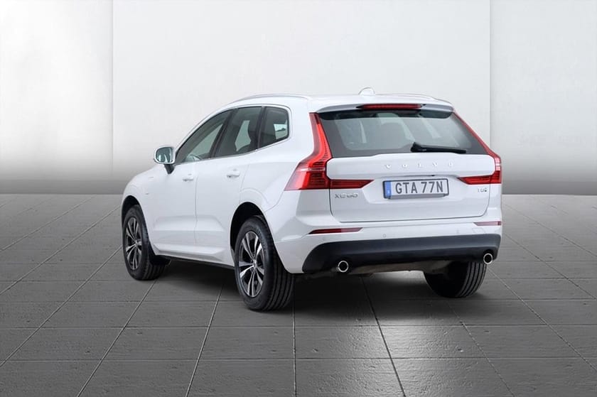 Bild 5 av Volvo XC60 T8 Twin Engine AWD Aut Momentum Adv Drag Pano MOMS 392hk