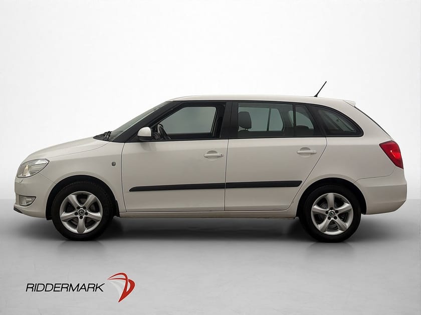 Bild 2 av Škoda Fabia Kombi Skoda 1.2 TSI 86hk Elegance Sensorer 0,51l/mil