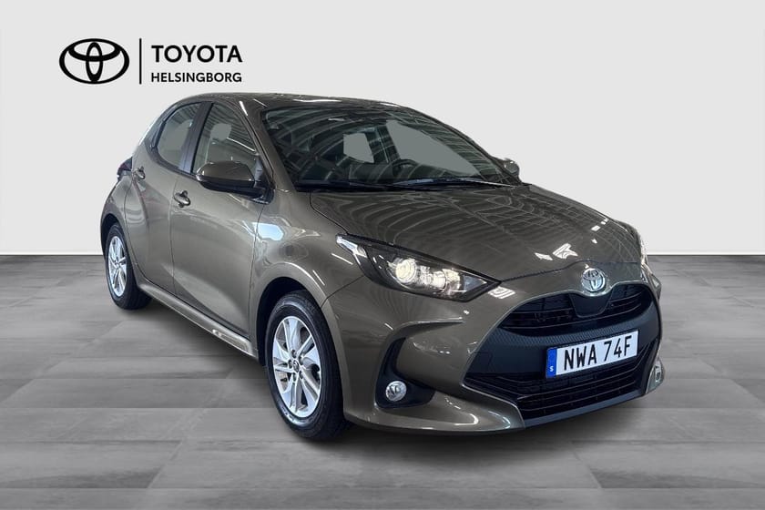 Bild 3 av Toyota Yaris Hybrid 115 1,5 5d Active Komfortpaket