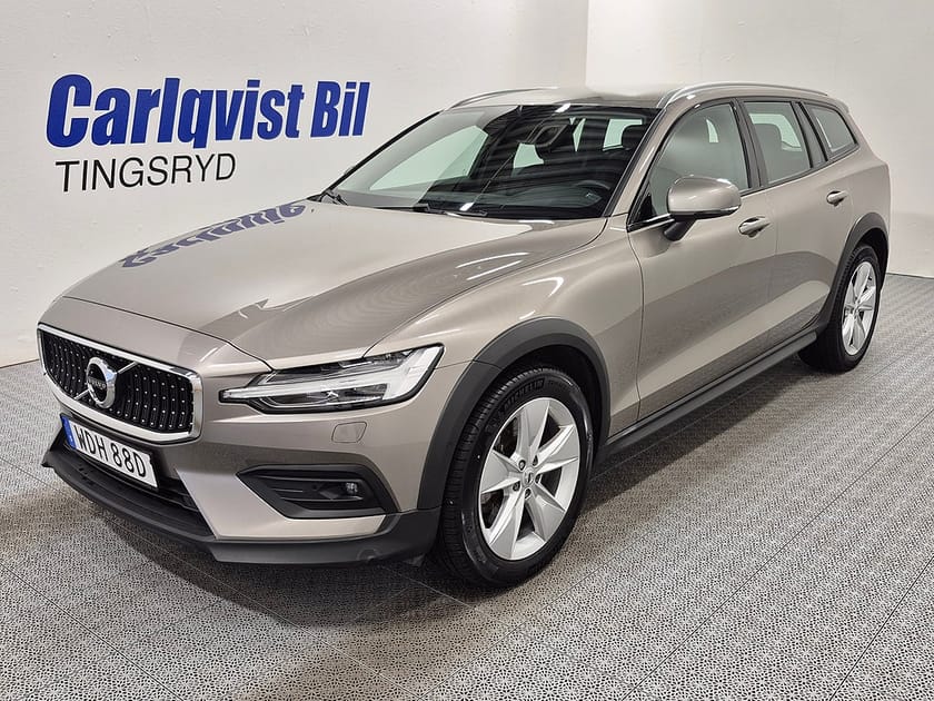 Bild 1 av Volvo V60 Cross Country B4 MILDHYBRID AWD 197HK 4x4 Advanced