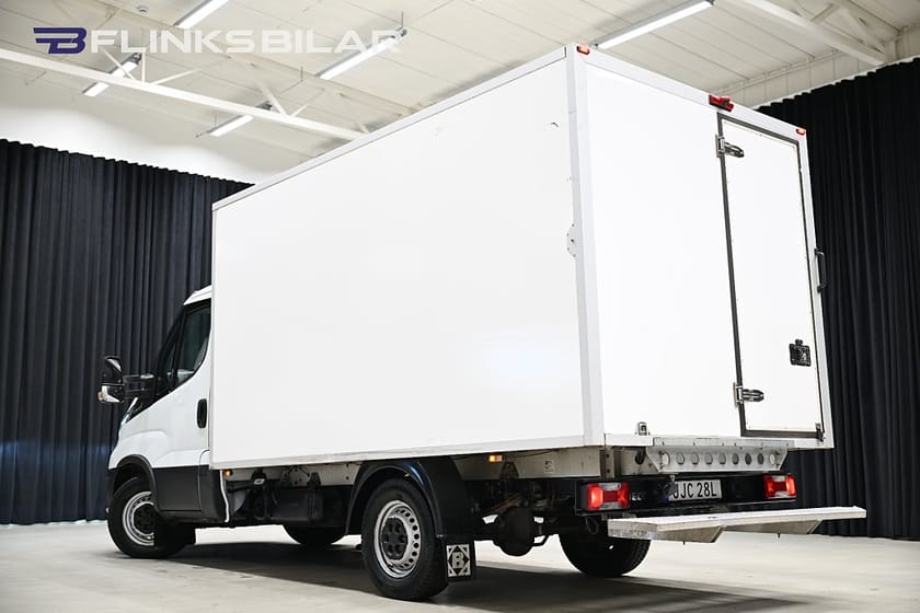 Bild 5 av Iveco Daily 35-140 Chassi Cab 136HK Automat|Volymskåp|Kylbil|Nattkyla|Leasbar|SeUtr!