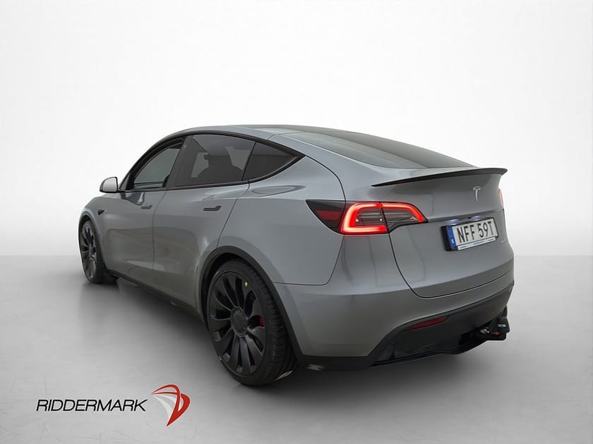 Bild 5 av Tesla Model Y Performance AWD Pano Dragkrok AP MOMS