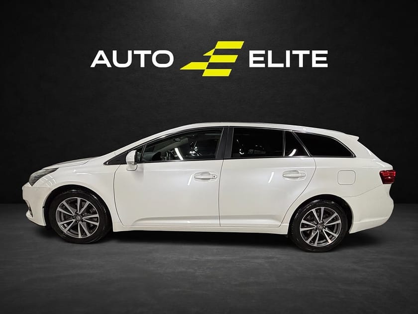 Bild 2 av Toyota Avensis Kombi KOMBI|2.2 D-4D|EXECUTIVE|DRAG|PANO|GPS|KEYLESS|KAMERA