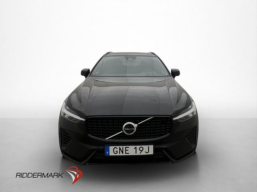 Bild 2 av Volvo XC60 Recharge T6 AWD Plus Dark Pano h/k Drag Moms