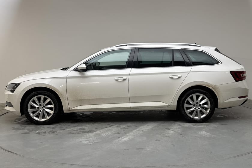 Bild 2 av Škoda Superb Kombi 2.0 TDI 4x4 (190hk) Business