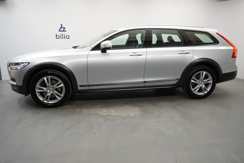 Bild 2 av Volvo V90 Cross Country D4 AWD Advanced SE, Head Up Display
