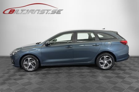 Hyundai i30 Kombi 1,0T 120hk Automat MHEV Drag Essential B-Kamera Apple Carplay