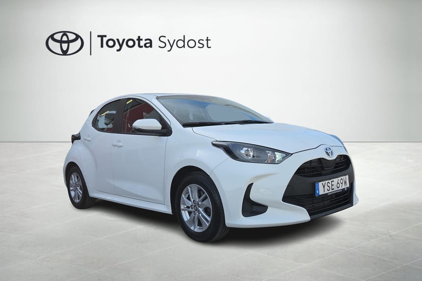 Bild 3 av Toyota Yaris Hybrid Active Backkamera, Rattvärme
