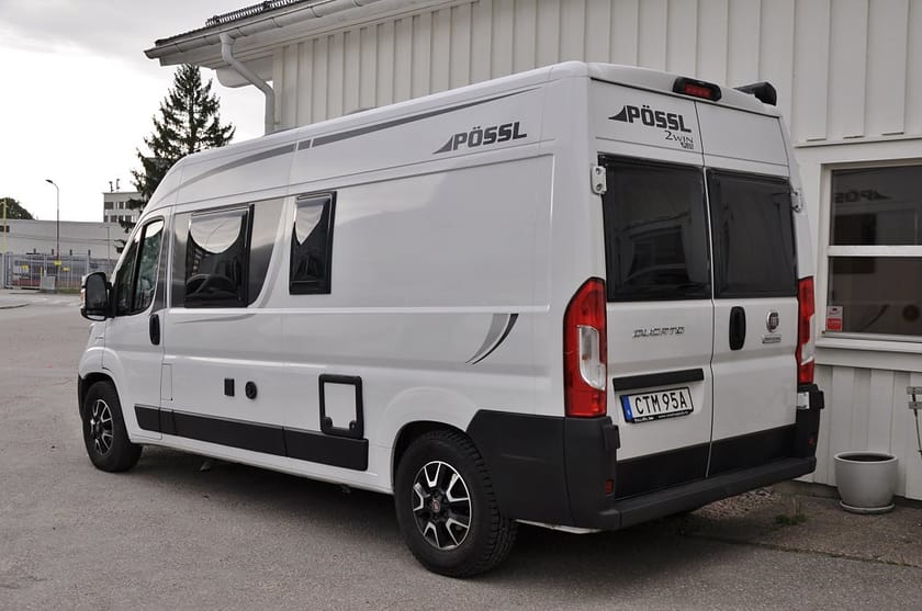 Bild 4 av Pössl Campervan Fiat 2 Win Plus 2,3 140hk 600 Solceller Markis Truma Dusch