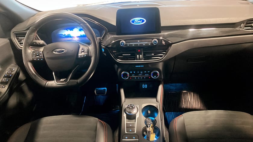 Bild 4 av Ford Kuga Plug-In Hybrid 2.5 ST-LINE X - Dragkrok