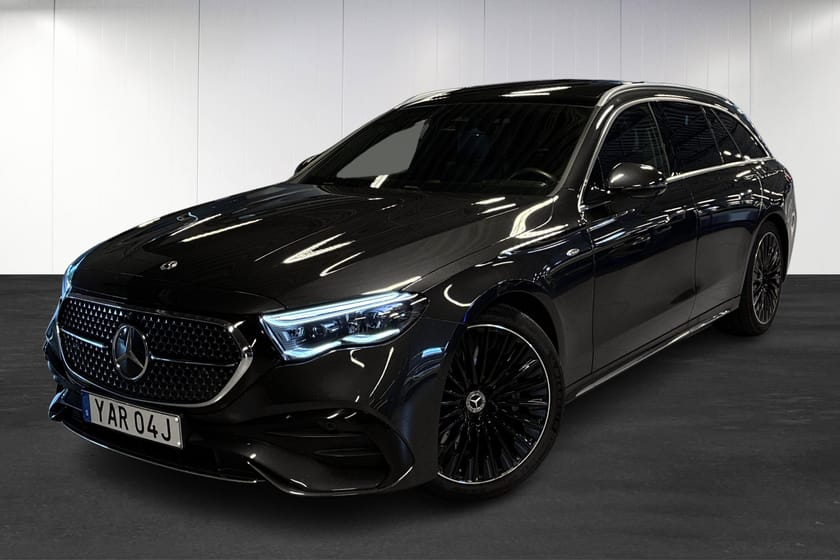 Bild 1 av Mercedes-Benz E 300 T e 9G | AMG | 360 | Hyperscreen | Drag | Pano | Minnespaket |