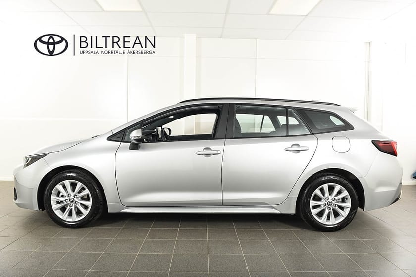 Bild 3 av Toyota Corolla Touring Sports Hybrid 1,8 Elhybrid Kombi 140hk