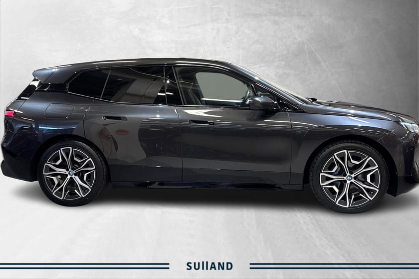 Bilde 4 av BMW iX xDrive40 /Fully Charged/Soltak/Krok/Harman Kardon/BSI
