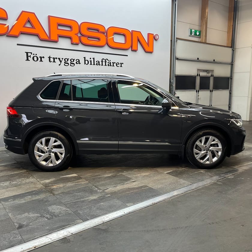 Bild 3 av Volkswagen Tiguan 2.0 TDI 4Motion Elegance H&K Cockpit Carplay Navi Drag