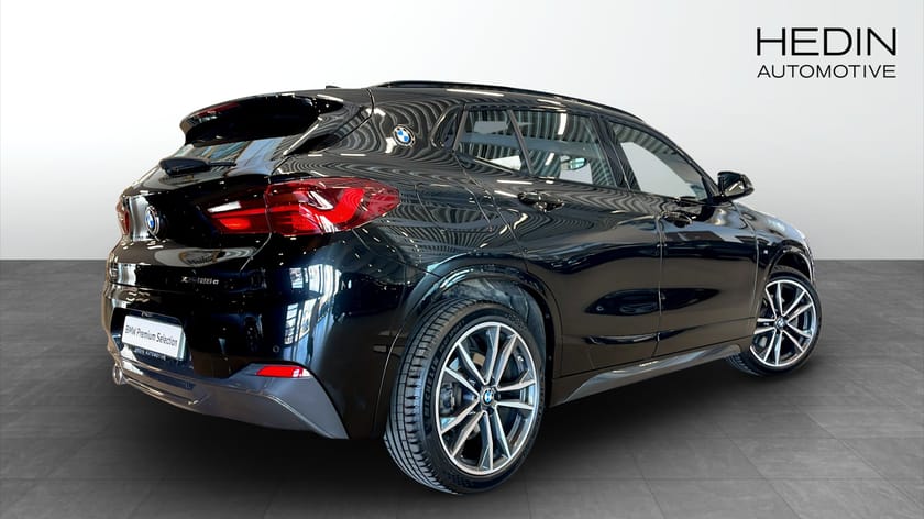 Bild 2 av BMW X2 xDrive25e M-Sport Backkamera Rattvärme Panorama
