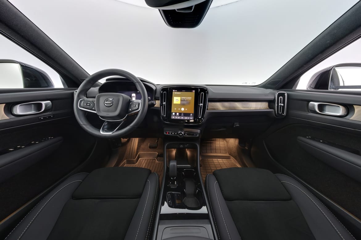 Volvo XC40 2024 - miniatyr 8