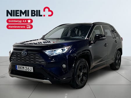 Toyota RAV4 Hybrid AWD-i AWD Style Drag Kamera Mvärm JBL 1 ägare S/V-hjul