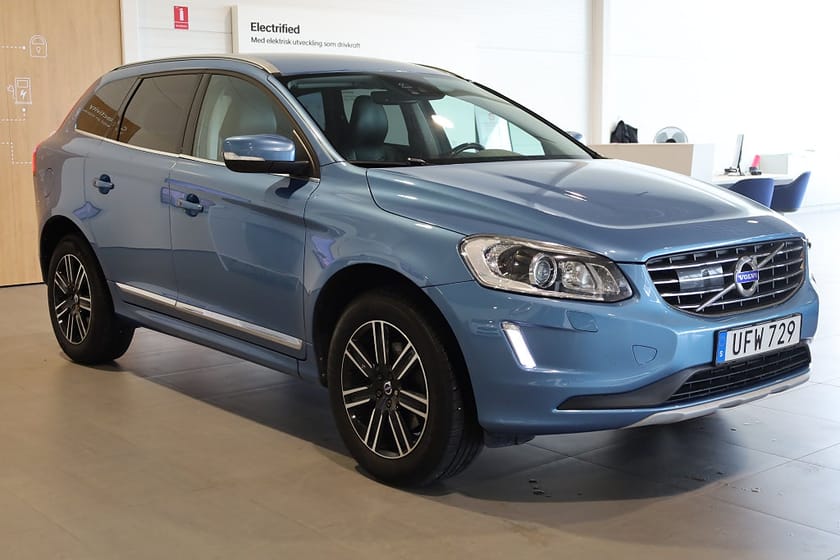 Bild 4 av Volvo XC60 D4 AWD AUT Summum Navi Drag VOC Läder Rattvärme