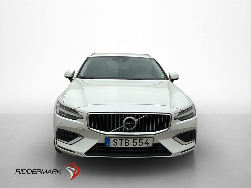 Bild 2 av Volvo V60 Reacharge T6 AWD 350hk H/K 360° CarPlay HUD Värm