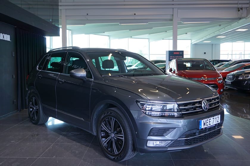 Bild 2 av Volkswagen Tiguan 2.0 TDI DPF SCR BMT 4Motion GT Executivepaket Cockpit