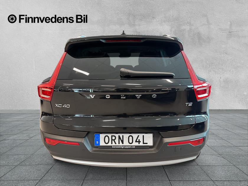 Bild 4 av Volvo XC40 T2 FWD Momentum Advanced(V-hjul, kamera)