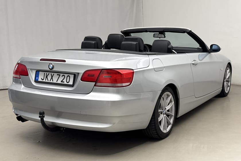 Bild 3 av BMW 325i Convertible 325 Cabriolet, E93 (218hk) Läder Drag
