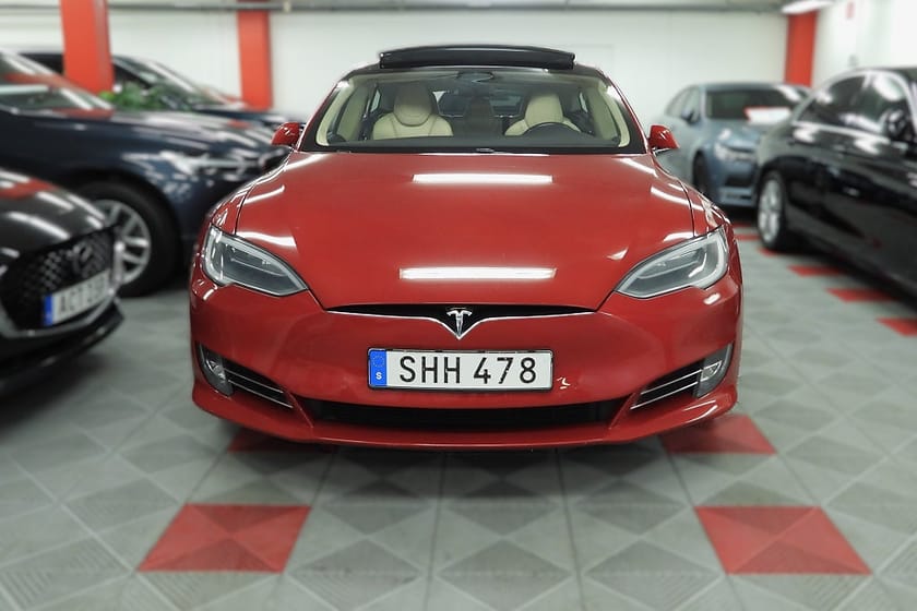 Bild 3 av Tesla Model S 100D Panorama AutoPilot AWD SoV Hjul CCS Svensksåld