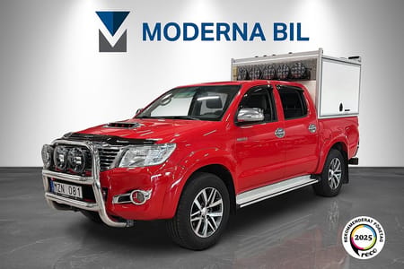 Toyota Hilux Dubbelhytt 3.0 D-4D 171hk 4x4 Automat Kåpa M-värm Extraljus Drag