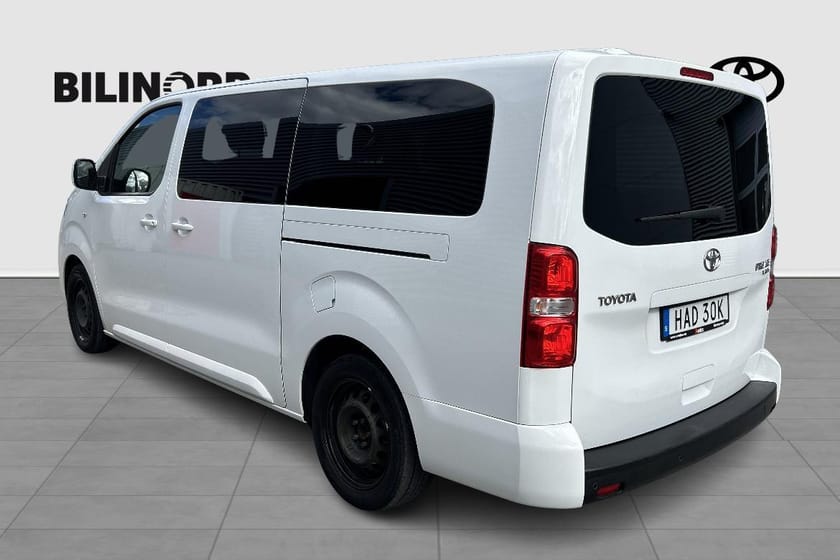 Bild 5 av Toyota Proace Verso SHUTTLE LONG 2,0 D ADBLUE 180 HK S&S 9-sits