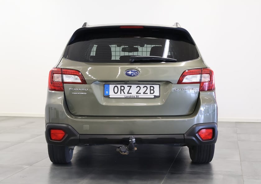 Bild 5 av Subaru Outback 2.5 4WD Active V-Hjul M-Värm B-Kamera NYSERVAD 175hk