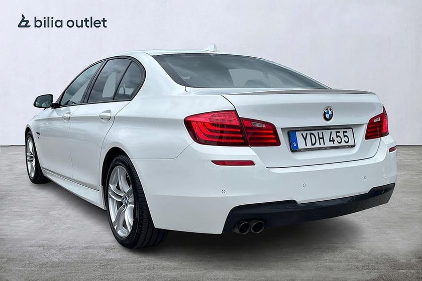 Bild 4 av BMW 520d Sedan M Sport 190hk / Sensorer Bluetooth Rattvärme