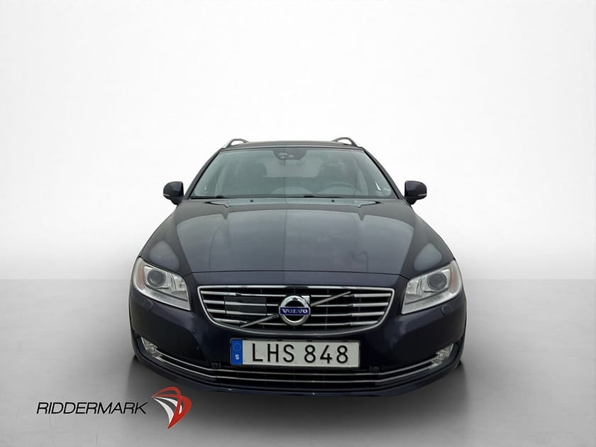 Bild 2 av Volvo V70 D3 Summum VOC Värmare Navi P-Sensorer Skinn Drag