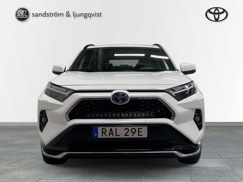 Bild 2 av Toyota RAV4 Plug-in Hybrid 2,5 LADDHYBRID AWD-I X EDITION