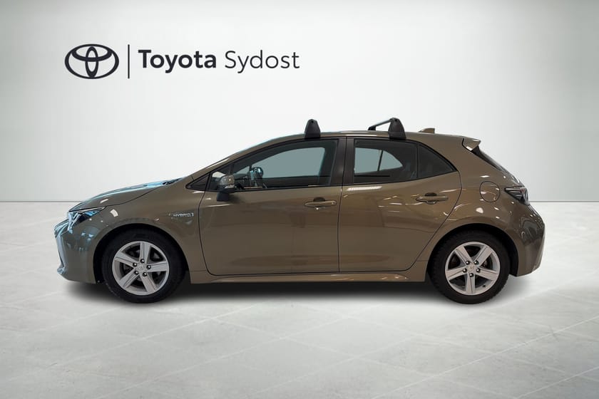 Bild 4 av Toyota Corolla Hybrid 1.8 HSD Backkamera Takräcken Adaptiv farthållare