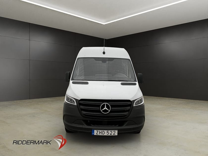 Bild 5 av Mercedes-Benz Sprinter 317 CDI RWD Panel Van L2H2 Värm Drag B-Kam 2xDörr Moms