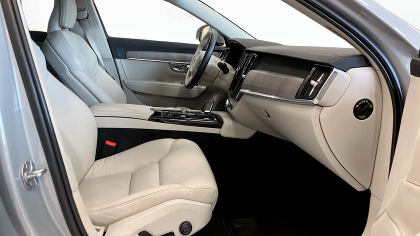 Bild 3 av Volvo V90 Recharge T6 AWD Geartronic, 350hk, |Carplay|Backkamera|