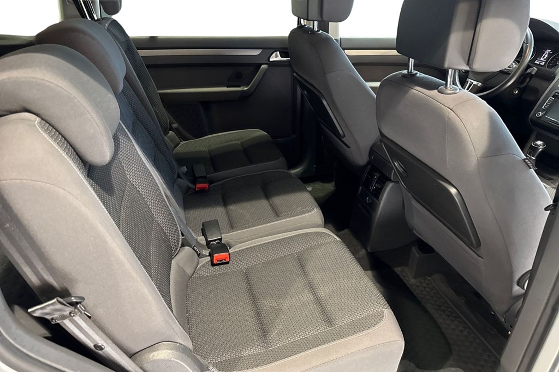 Volkswagen Touran 2015, bild 7/10
