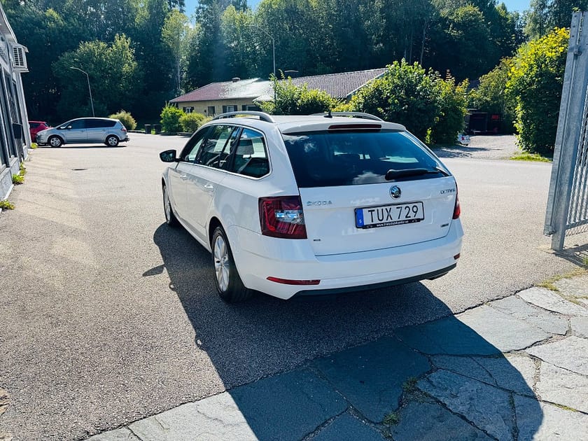 Bild 4 av Škoda Octavia Kombi Skoda 1.4 TSI 110HK G-TEC DSG / DRAG / VÄRMARE