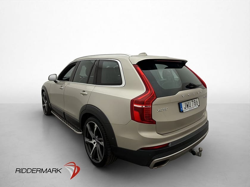 Bild 4 av Volvo XC90 D5 AWD Inscription 7-Sits Pano B&W 360° HUD Luft