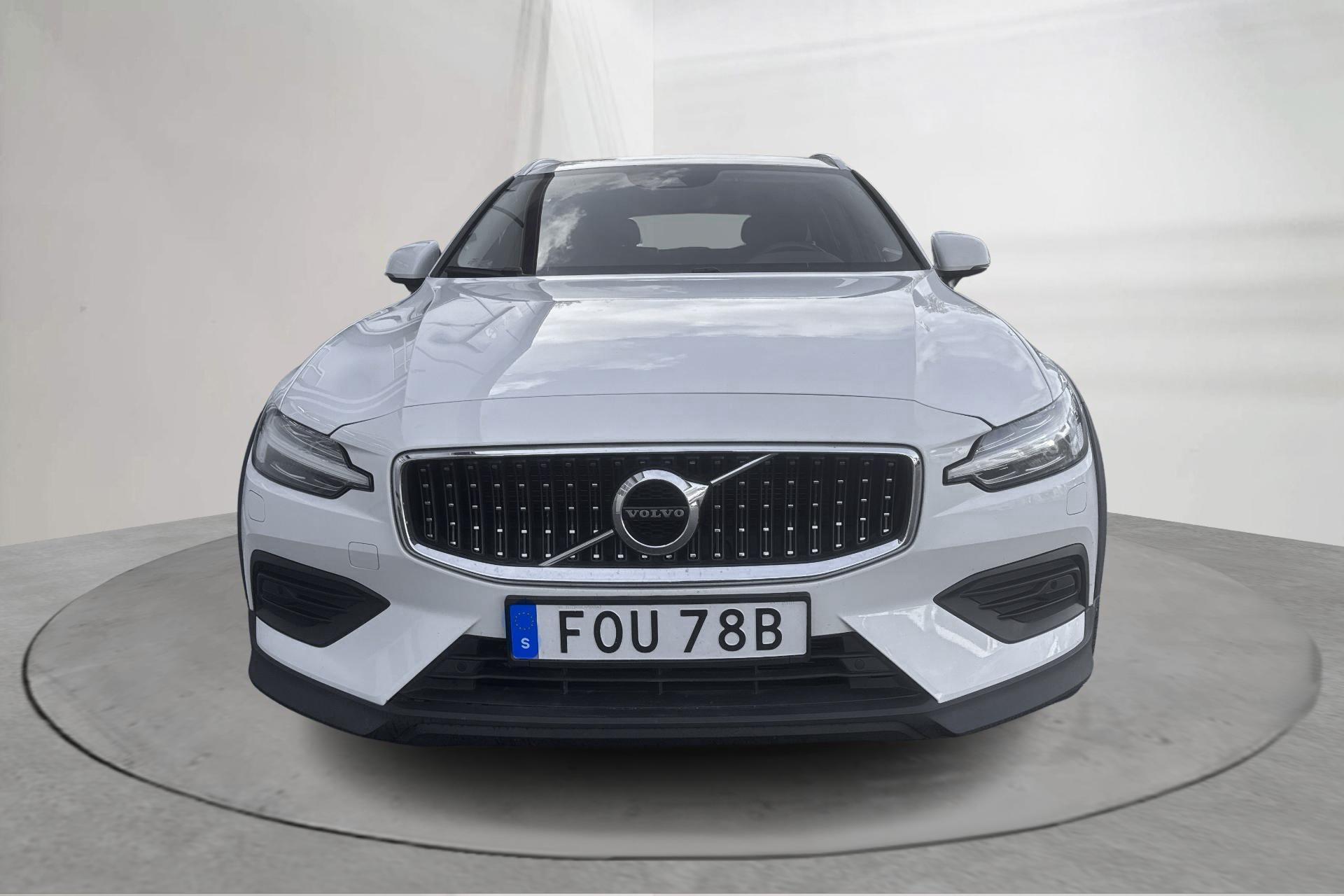 Volvo V60 B4 AWD 2022, bild 5/10
