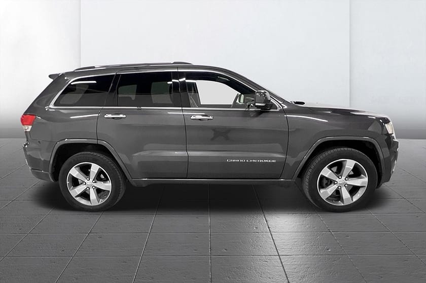 Bild 4 av Jeep Grand Cherokee 3.0 V6 CRD 4WD Overland Drag Pano Kamera Stolminne Värmare 250hk
