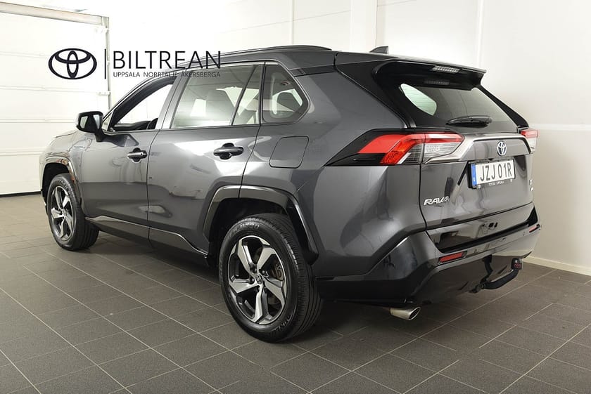 Bild 2 av Toyota RAV4 Plug-in Hybrid Active Drag Backkamera Rattvärme Carplay