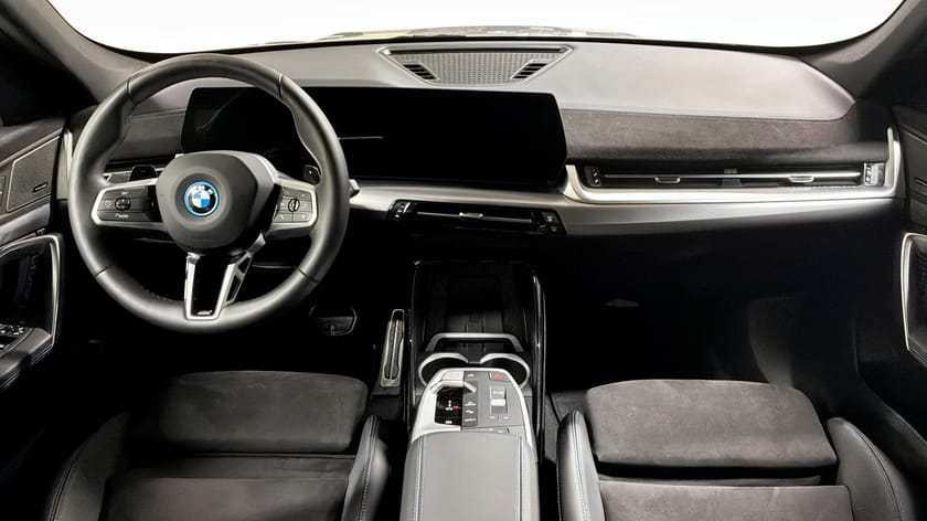 Bild 4 av BMW X1 xDrive25e M Sport H/K Backkamera Comfort Access