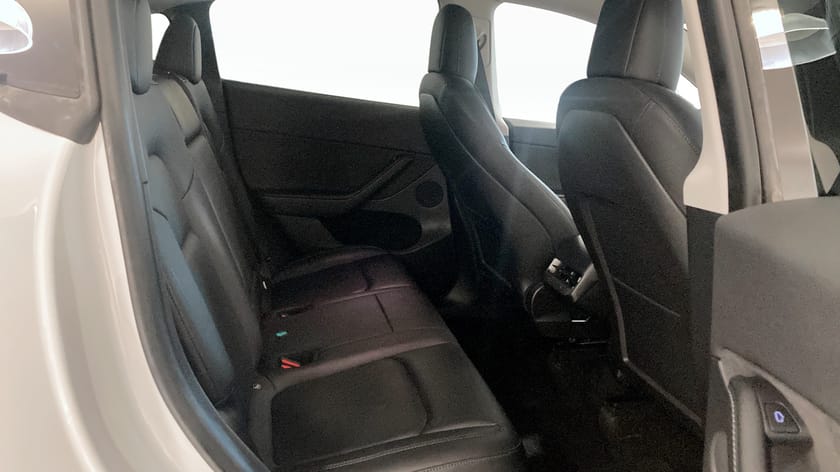 Bild 5 av Tesla Model Y Long Range AWD 514HK KAMERA VÄRMARE DRAGKROK