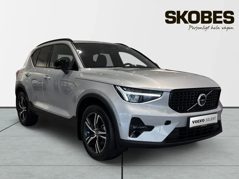 Volvo XC40 B3 FWD Bensin Plus Dark